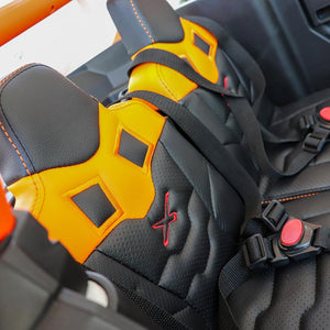 Buggy Can-Am Maverick 24V Branco/Laranja - Arco Íris Carros Elétricos